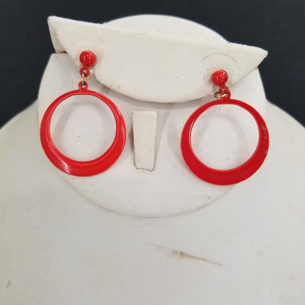 Vintage Red Enamel Metal Circle Dangle Post Earrings Retro Fashion